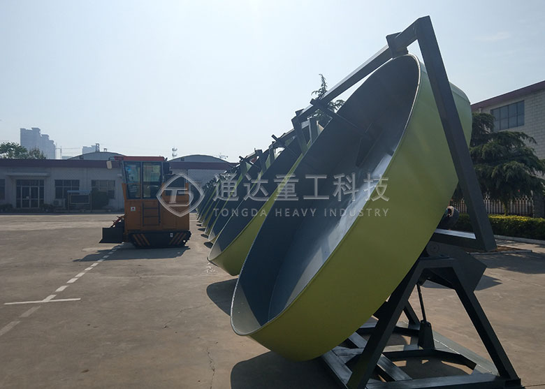 圓盤造粒機(jī)發(fā)貨現(xiàn)場(chǎng)