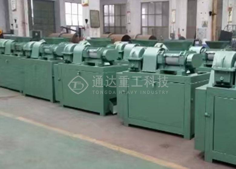 出口智利對(duì)輥擠壓造粒機(jī)